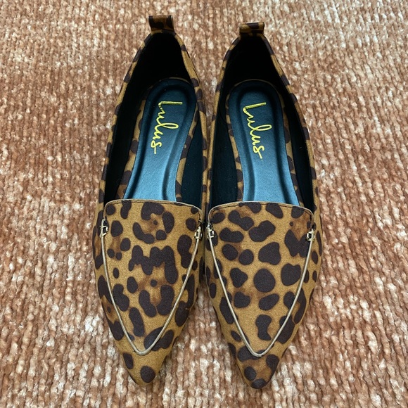 LULUS Emmy cheetah print pointy toe ballet flat loader closet staple trendy 6 - Picture 1 of 7